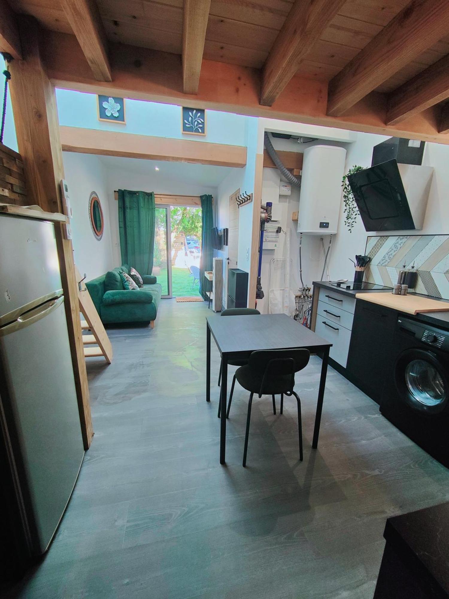 Tiny House Avec Jardin Et Acces Piscine Chauffee Villa Saint-Medard-en-Jalles Bagian luar foto